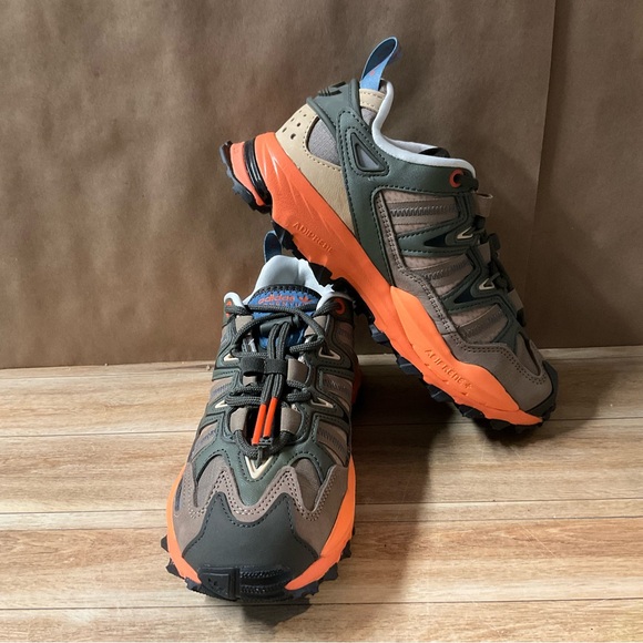 New! Women’s Adidas Hyperturf Adventure W 7 1/2 7.5 Green Orange Sneakers Hikers - Picture 2 of 12
